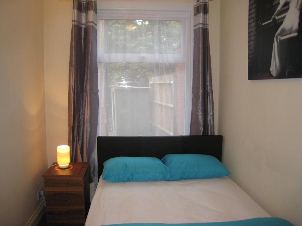 The Dream Resthouse Hotel London Room photo