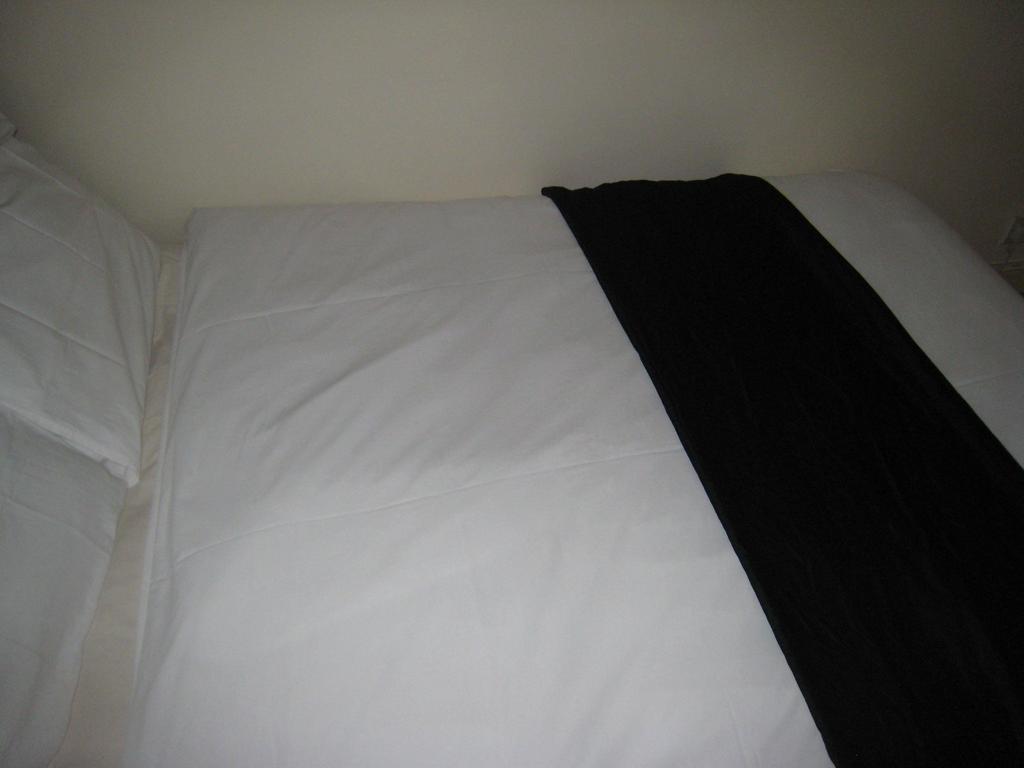 The Dream Resthouse Hotel London Room photo
