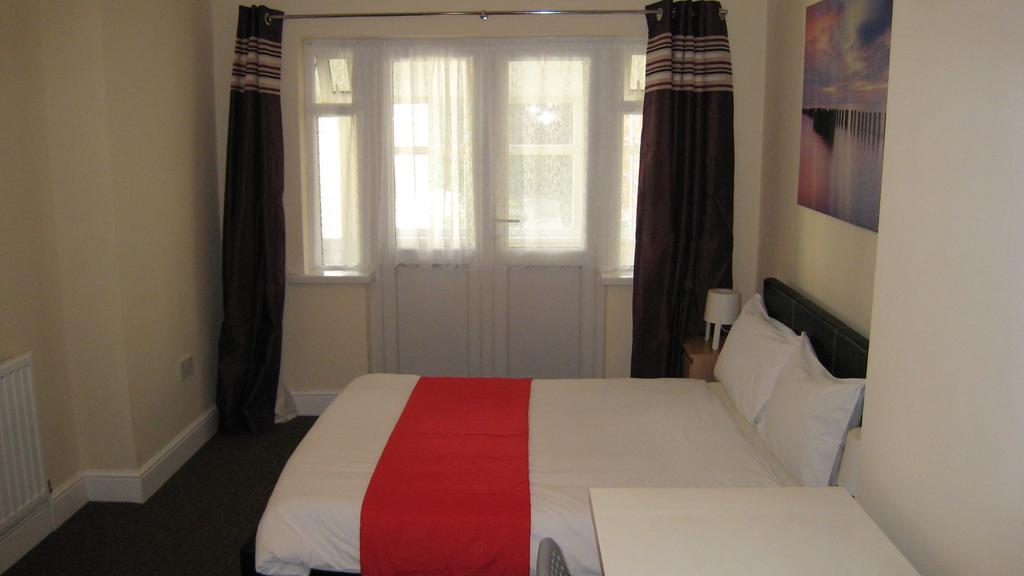 The Dream Resthouse Hotel London Exterior photo